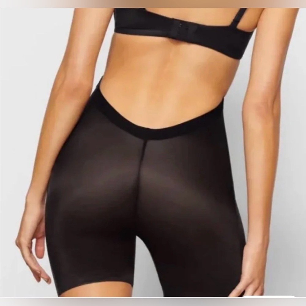 Skims Size XL Sheer Sculp Low Black Short Shapewear Panty Girdle Open Crotch - Picture 5 of 15
